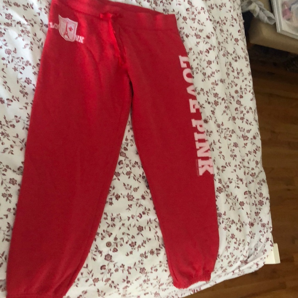 PINK sweatpants or capris depending on your height